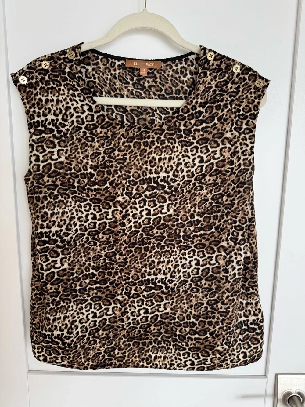Ellen Tracy Leopard Print Sleeveless Shell in Brown and Black - Picture 2 of 8